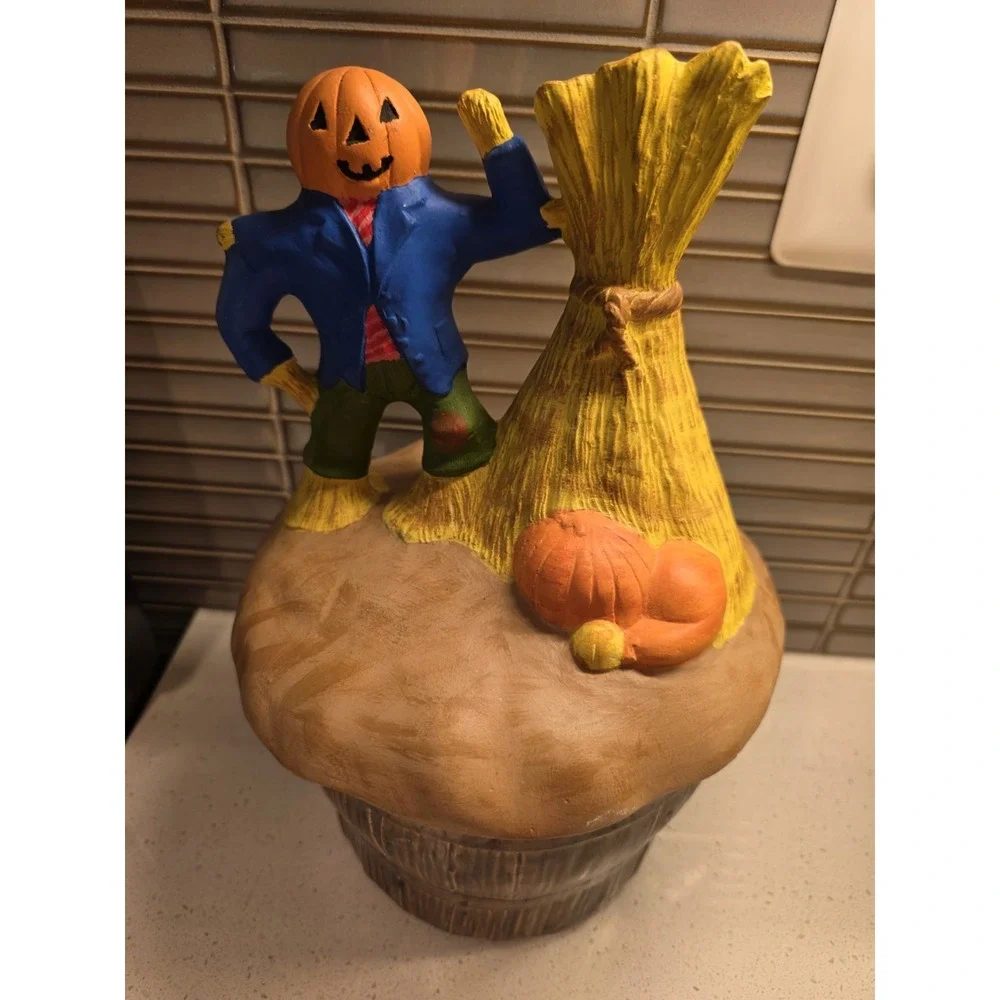 VTG Hand Painted Fall/Halloween Ceramic Cookie Jar Scarecrow Jack O Lantern
